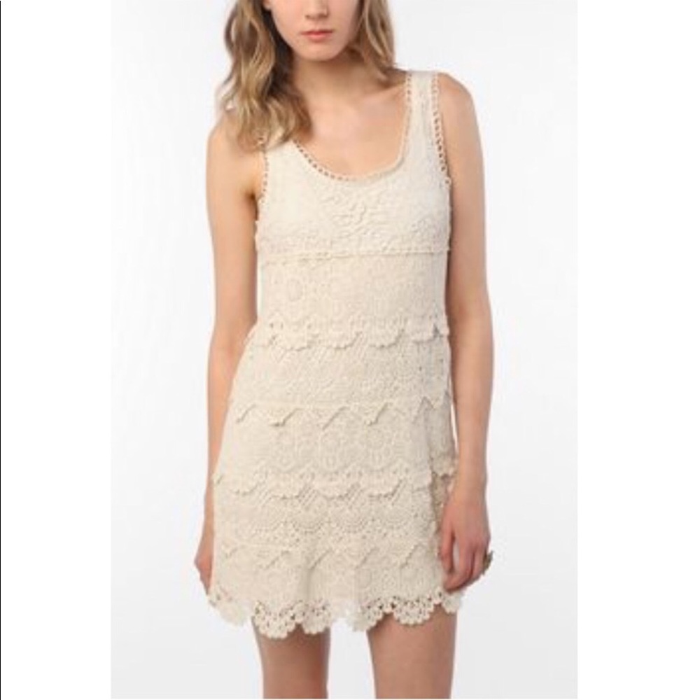 Urban Outfitters Staring at Stars Cream Dress M - Picture 1 of 8